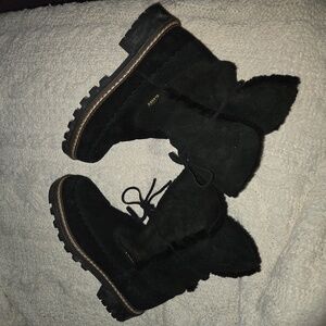 Blondo Size 10 B Bllack Suede Leather